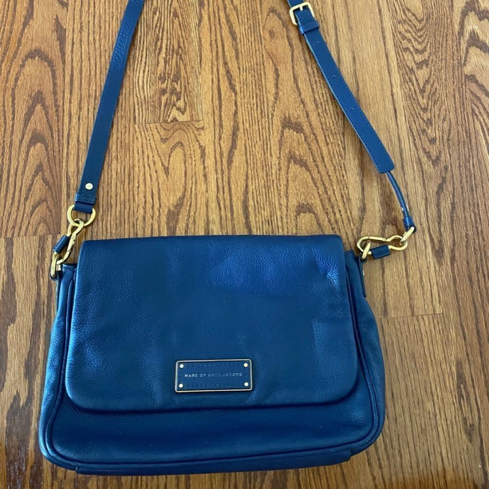 Marc Jacobs - Picture 1 of 7